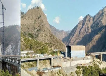 جموں و کشمیر میں ہندوستان کا پہلا کیبل سٹیڈ ریلوے پل زیر تعمیر