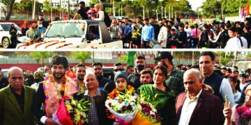 اولمپئن عارف محمد اور وُوشو چمپئن سعدیہ طارق کا ایم اے سٹیڈیم جموں میں والہانہ اِستقبال