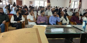 گورنمنٹ ڈگری کالج ترال میں نعتیہ مقابلے کا انعقاد