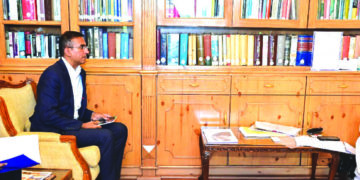 OYOانڈیا کے سی اِی او کی لیفٹیننٹ گورنر سے ملاقات