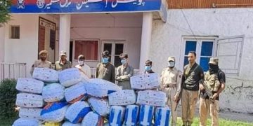 ترال میں پولیس کی منشیات فروشوں کے خلاف کارروائی