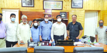 جے کے میڈیا گلڈ کا وفد ڈائریکٹر انفارمیشن سےملاقی
