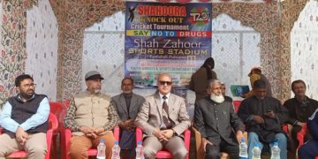 شاہ ظہورسپورٹس اسٹیڈیم تملہ ہال پلوامہ میں شاہورہ ٹی20ناک آوٹ کرکٹ ٹورنامنٹ کا افتتاح