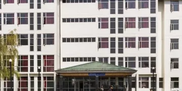 کشمیریونیورسٹی کے شیخ العالم بائزہوسٹل میں بیت الخلاء اور ٹرانسپورٹ کی سہولت کی کمی پر جے کے سٹوڈنٹس کہ اظہارناراضگی