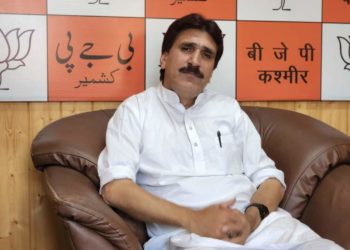 الطاف ٹھاکر کا سکھ فرقے کو مبارک باد