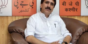 الطاف ٹھاکر کا سکھ فرقے کو مبارک باد