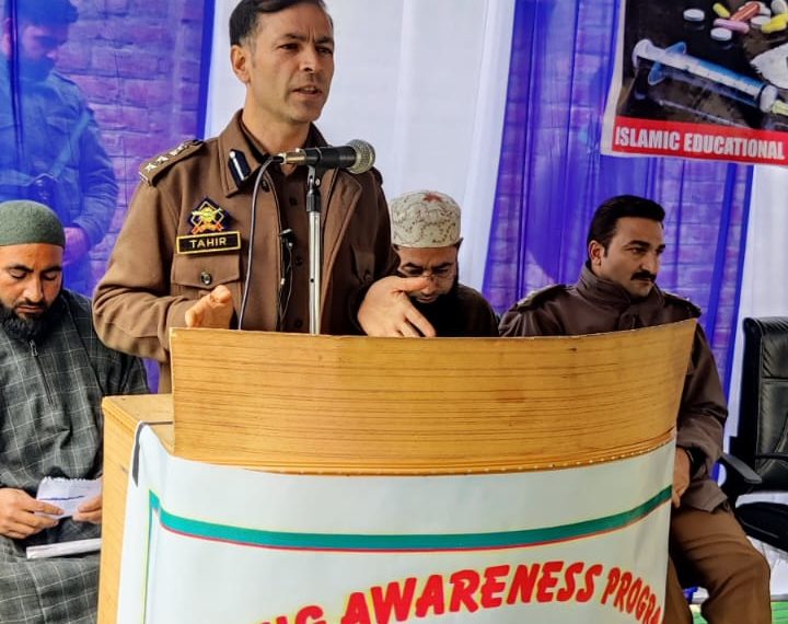 منشیات کا بڑھتا ہوا استعمال اور سول سوسائٹی کا کردار
