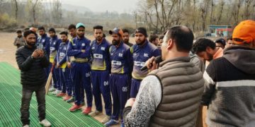ترال میں بٹہ گنڈ پرائمر لیگ آغاز ڈی ڈی سی ممبر آری پل کی مہمان خصوصی کی حثیت سے شرکت
