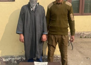 بارہ مولہ میں منشیات فروش گرفتار۔ ممنوعہ مادہ برآمد