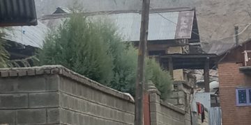 ہاین ترال کا یہ بجلی کا ترسیلی نظام۔کیا محکمہ حادثے کا، انتظار کرتا ہے