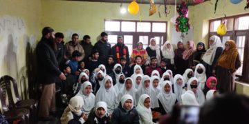 محکمہ تعلیم میں 32برس تک خدمات انجام دینے والی استانی نوکری سے سبکدوش