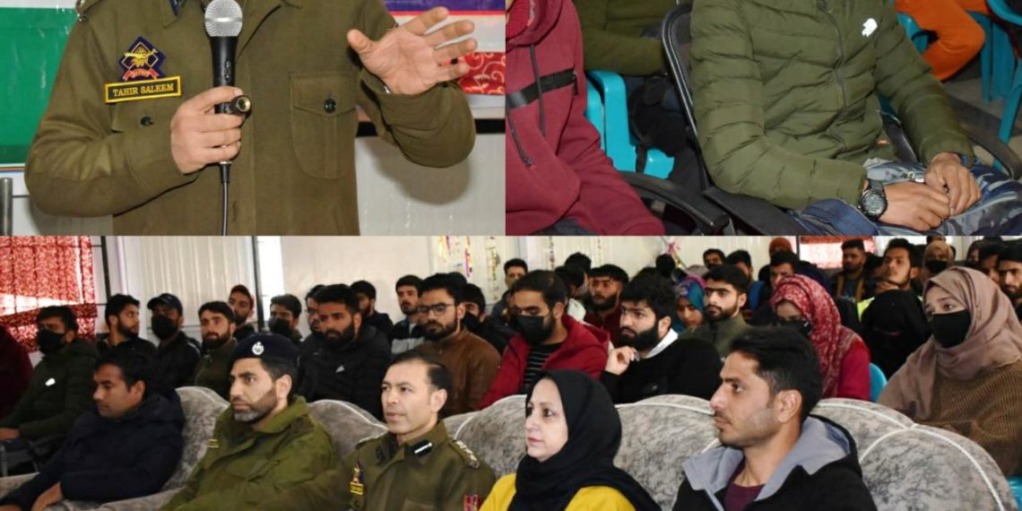 حادثات کی وجہ سے ہونے والی ہلاکتوں کو کم کرنے کے لیے ٹریفک قوانین کے بارے میں عوامی آگاہی ضروری:طاہر سلیم