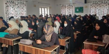 بڈگام میں "منشیات کی لت سے بچا¶” پر بیداری پروگرام کا انعقاد