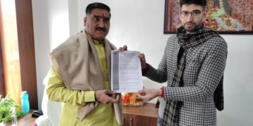 جے اینڈ کے اسٹوڈنٹس ایسوسی ایشن نے ایم پی علی گڑھ, اے ایم یو رجسٹرار سے ملاقات کی