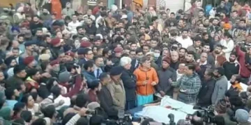 ڈانگری راجوی میں مہلوک عام شہریوں کے آخری رسومات ادا