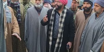 ڈی ڈی سی ممبر ڈاڈسرہ کا ترال کے کئی علاقوں کا دورہ کیا