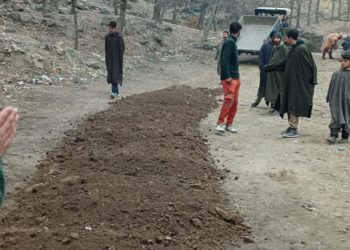 واگڈ ترال کے نوجوانوں کو کھیلنے کے لئے میدان نہیں
