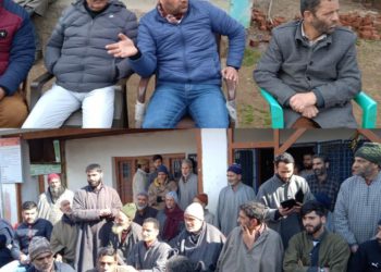 ڈی ڈی سی ممبر آری پل نے ترال کے کئی گاﺅں کا دورہ کیا
