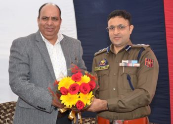 اعجاز احمد زرگر نے ایس ایس پی اونتی پورہ کا چارج سنبھالا