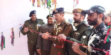 ڈی آئی جی جنوبی کشمیر نے پولےس ڈسڑکٹ اونتی پورہ کا دورہ کےا