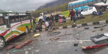 بارسو اونتی پورہ میں بس حادثے کی شکار بہار سےتعلق رکھنے والے 4 مزدور لقمہ اجل، کئی زخمی، ایل۔جی جموں و کشمیر کا اظہار افسوس