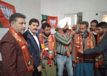 بی جے پی کی جانب سے اونتی پورہ میں ماینارٹی مورچے کا اجلاس