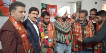 بی جے پی کی جانب سے اونتی پورہ میں ماینارٹی مورچے کا اجلاس
