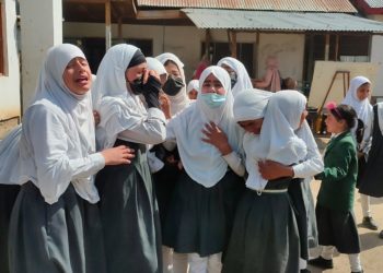ہیڈ ماسٹر کی تبدیلی کے خلاف لاڑیار ترال میں والدین برہم