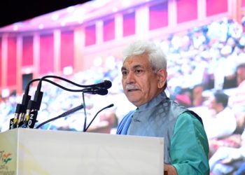 جموں وکشمیر کے لیفٹیننٹ گورنر کاجموں یونیورسٹی میں منعقدہY20 مشاورتی اجلاس سے خطاب