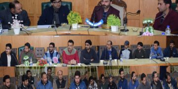 ضلع ترقیاتی کمشنر پلوامہ نے میڈیا اَفرادکے ساتھ اِستفساری میٹنگ منعقد کی