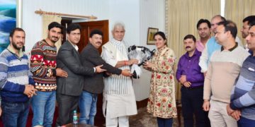 All Minority Employees Association Kashmir calls on Lt Governor