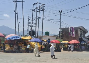 انہدامی کارروائی سے متاثر بس اسٹینڈترال کے 54دکاندار فاقہ کشی پر مجبور