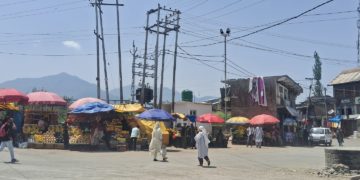 انہدامی کارروائی سے متاثر بس اسٹینڈترال کے 54دکاندار فاقہ کشی پر مجبور