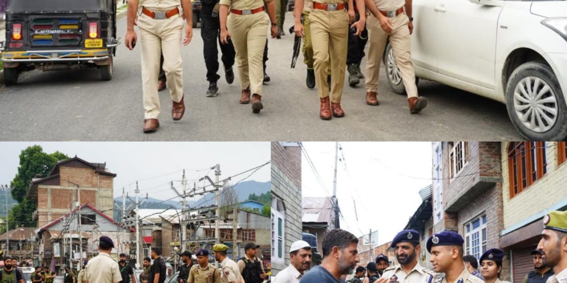 ایس ایس پی بارہمولہ نے قصبہ بارہمولہ میں پیدل دورہ کیا