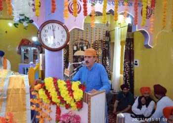 بی جے پی لیڈر الطاف ٹھاکر نے گرو ہرگوبند جی کے یوم پیدائش کے موقع پر سکھ برادری کو مبارکباد دی