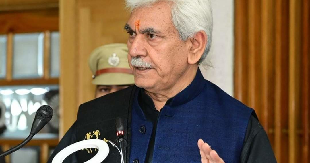 ایل جی جموںو کشمیر منوج سنہا کا راشن فراہم کرنے کے حوالے سے بڑا اعلان جموں و کشمیر میں 57لاکھ سے زیادہ ترجیحی گھرانوں کے لیے رعایتی نرخوں پر 10کلو اضافی راشن فراہم کرنے کا اعلان