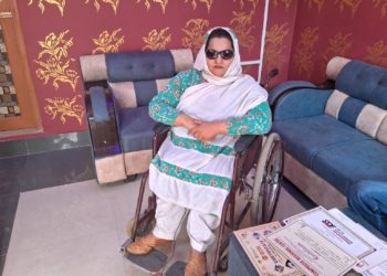 سرینگر کی خصوصی طور پر معذور خاتون کا کارنامہ
