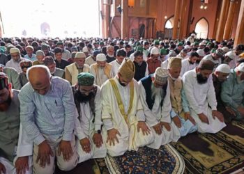 ًامن کی وکالت کرنے پرمجھے ملک دشمن، علیحدگی پسند قرار دیا گیا: میر واعظ
