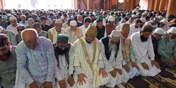 ًامن کی وکالت کرنے پرمجھے ملک دشمن، علیحدگی پسند قرار دیا گیا: میر واعظ