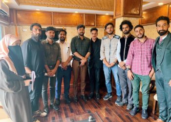 گاندربل میں پیشہ ور صحافیوں نے ڈپٹی کمشنر گاندربل سے ملاقات کی۔