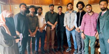 گاندربل میں پیشہ ور صحافیوں نے ڈپٹی کمشنر گاندربل سے ملاقات کی۔