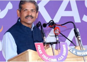 جموں و کشمیر پولیس عام آدمی کے دل و دماغ سے خوف کو مٹانے کی کوشش کر رہی ہے: سپیشل ڈی جی آر آر سوین