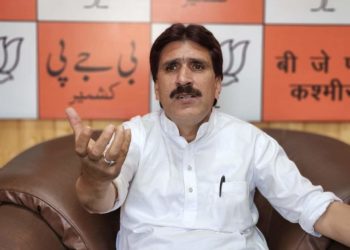وقت آگیا ہے کہ جموں وکشمیر کے سیاسی لیڈران کو بولنا ہوگا کہ کس کوکس کا آشرواد حاصل کیا :بی جی پی