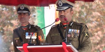 سردیوں سے پہلے ہمیشہ پاکستان ملی ٹینٹوںکو اس پار دھکیلنے کی کوشش کرتا ہے:ڈی جی بی ایس ایف