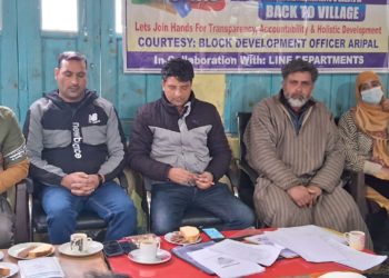 آری پل ترال میں بیک ٹو ولیج 5ویں مرحلے کے تحت کئی پروگرام منعقد