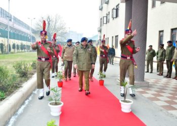 آئی جی پی کشمیر کا سیکورٹی صورتحال کے جائزہ میٹنگوں کا سلسلہ جاری