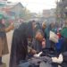 اسسٹنٹ لیبر کمشنر پلوامہ نے بازاروں کا اچانک دورہ کیا۔