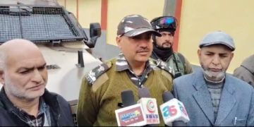 دیوالی کے پیش نظر ترال میں میونسپل کمیٹی کی صفائی مہم