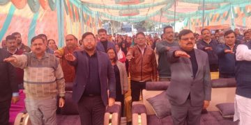 آلوک کمار نے پنچایت گڈوال۔ اے اور بلاک وِجے پورہ میں ’و کست بھارت سنکلپ یاترا‘ میں حصہ لیا
