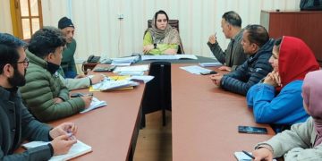 ضلع ترقیاتی کمشنر بارہمولہ نے ویلیو ایشن کمیٹی میٹنگ کی صدارت 2024 کیلئے نرخوں پر نظر ثانی کی تیاری پر تبادلہ خیال